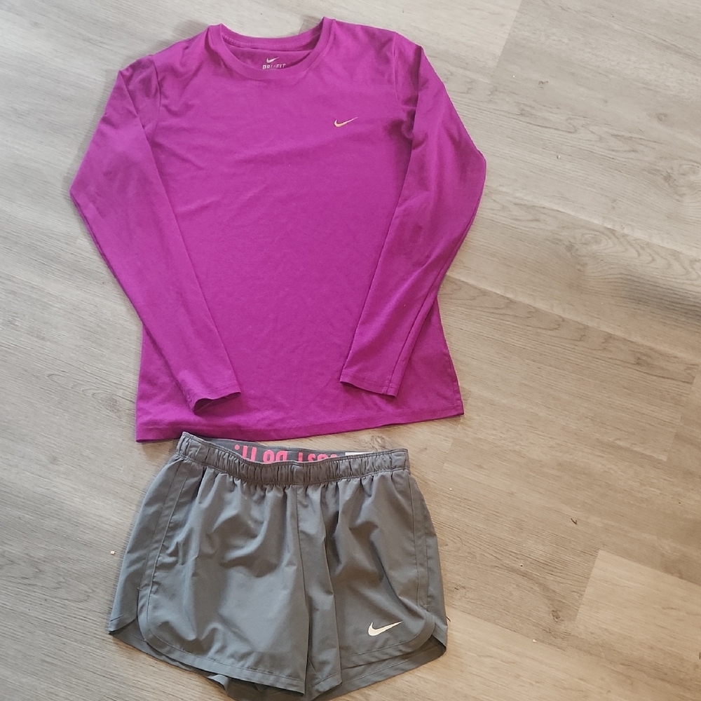 Nike Womens Medium Set Nike Magenta Long Sleeve and Gray Shorts Set